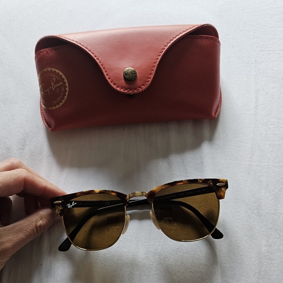 Ray-Ban Accessories - Ray-ban clubmaster classic